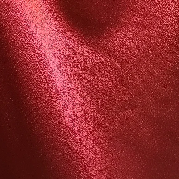 SALE!! Natasia Sleeveless Top - Picture 3 of 4